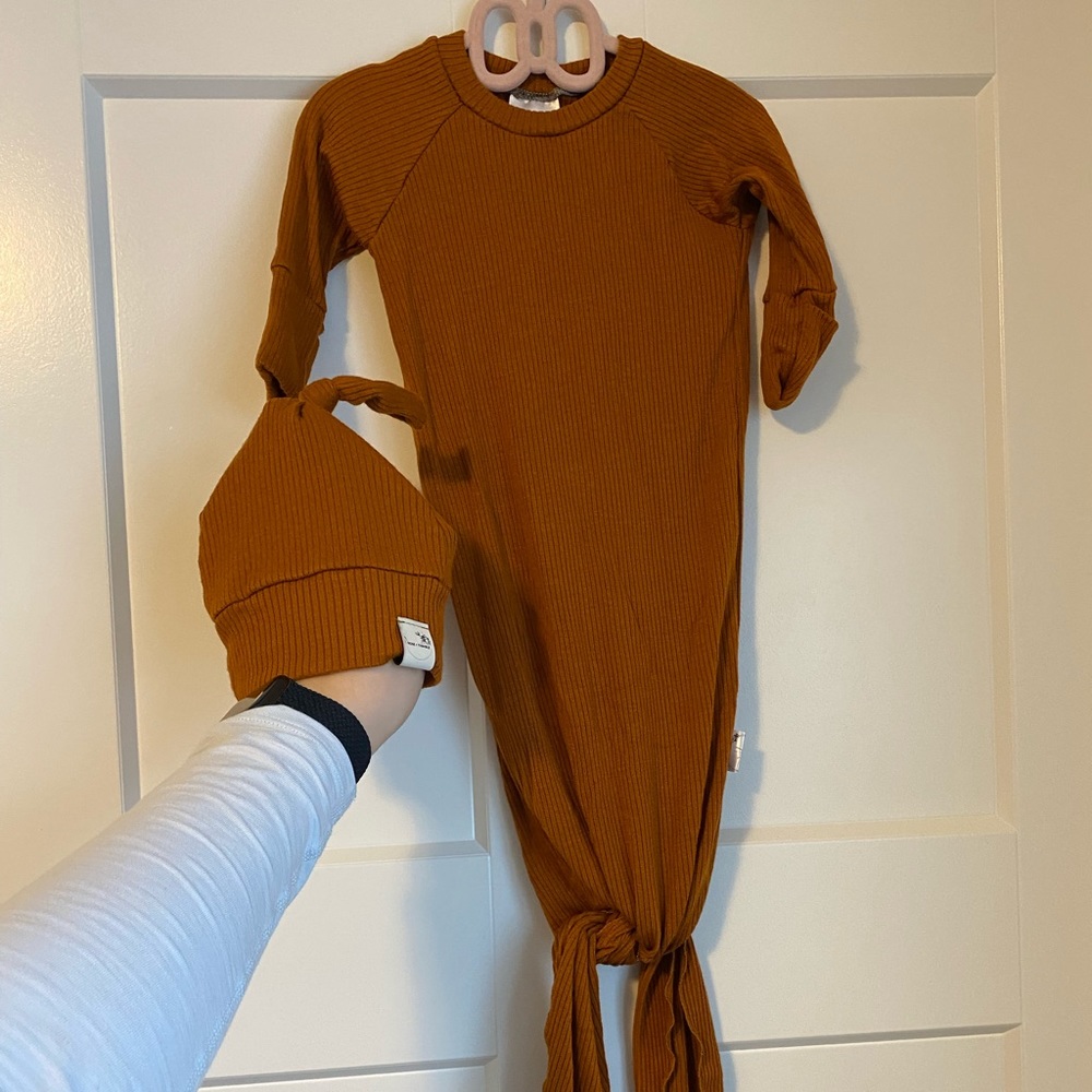 Rose and Thimble Knotted Gown & Hat